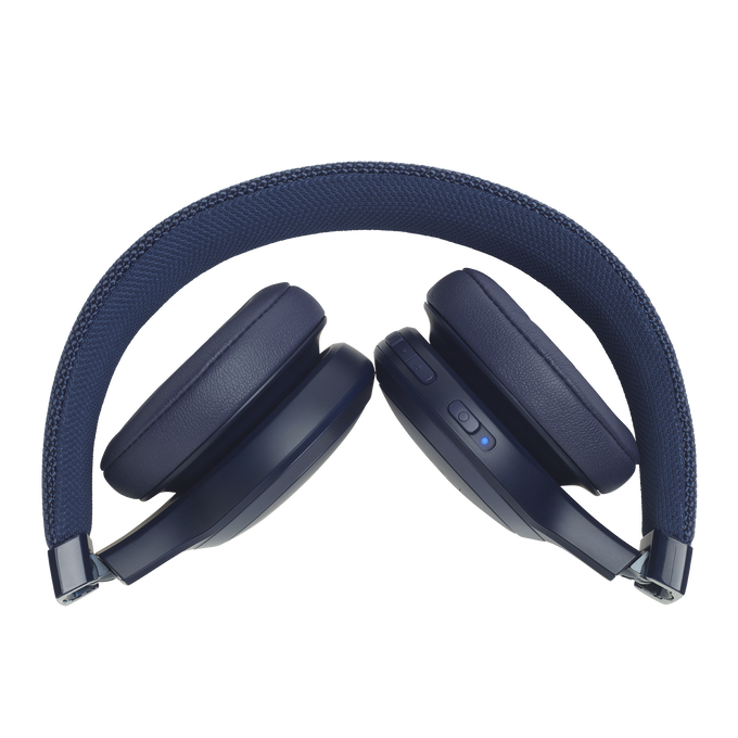 JBL LIVE 400BT - Blue - Your Sound, Unplugged - Detailshot 3 image number null